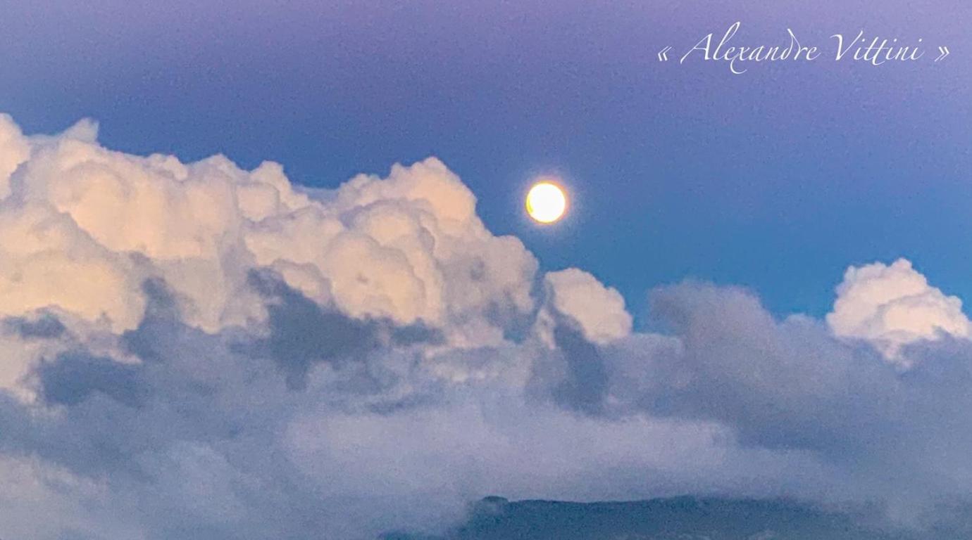 Nuits Magiques Au Village Entre Et Montagnes * Bigorno